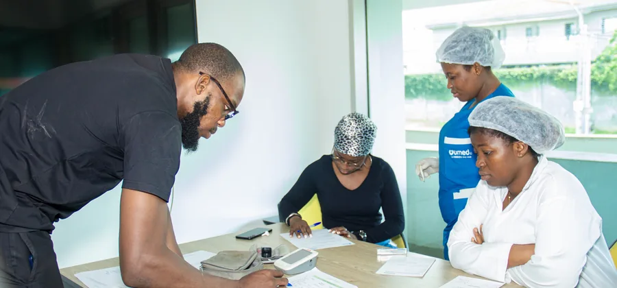 Visite médicale d'aptitude réalisée par l'équipe Umed en entreprise